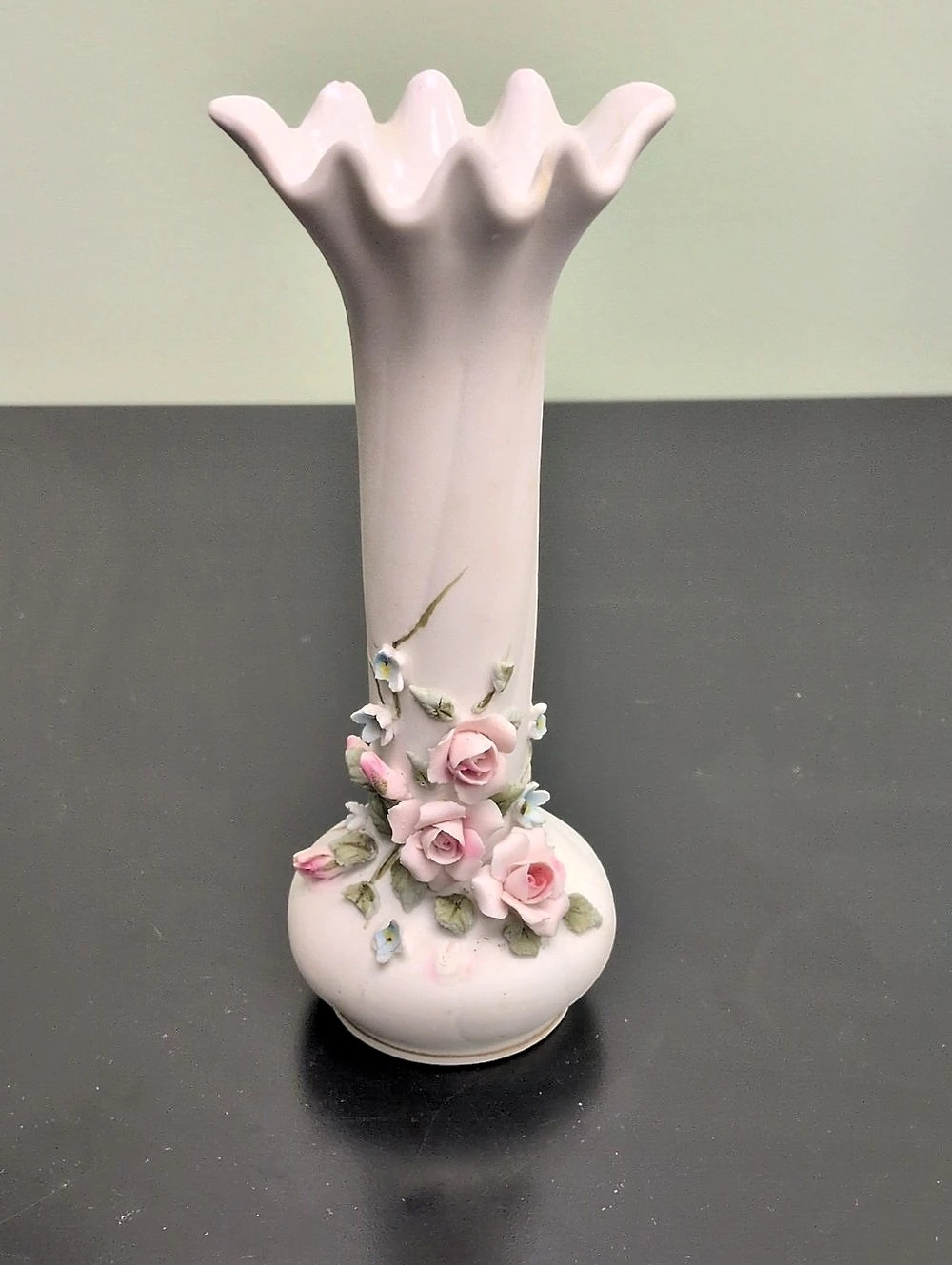 Lefton 1940s Floral Vase White & Pink Soft Pastels